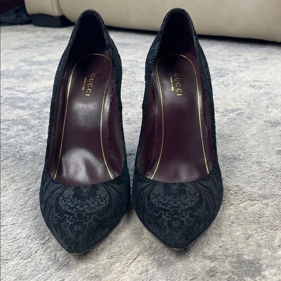 Gucci Noah Embossed Floral Brocade Pumps Stiletto Pointed Toe Sz 37.5 - Picture 5 of 15